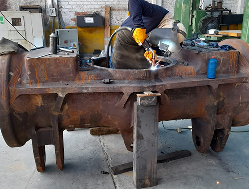 REPARACION DE ALOJAMIENTO PARA CARRIER EN FUNDA CAMION MINERO CAT 785D